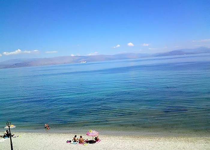 Empress Corfu * Perama (Corfu)