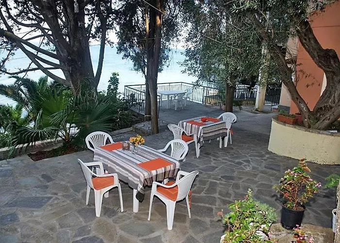 Empress Corfu Apartmán